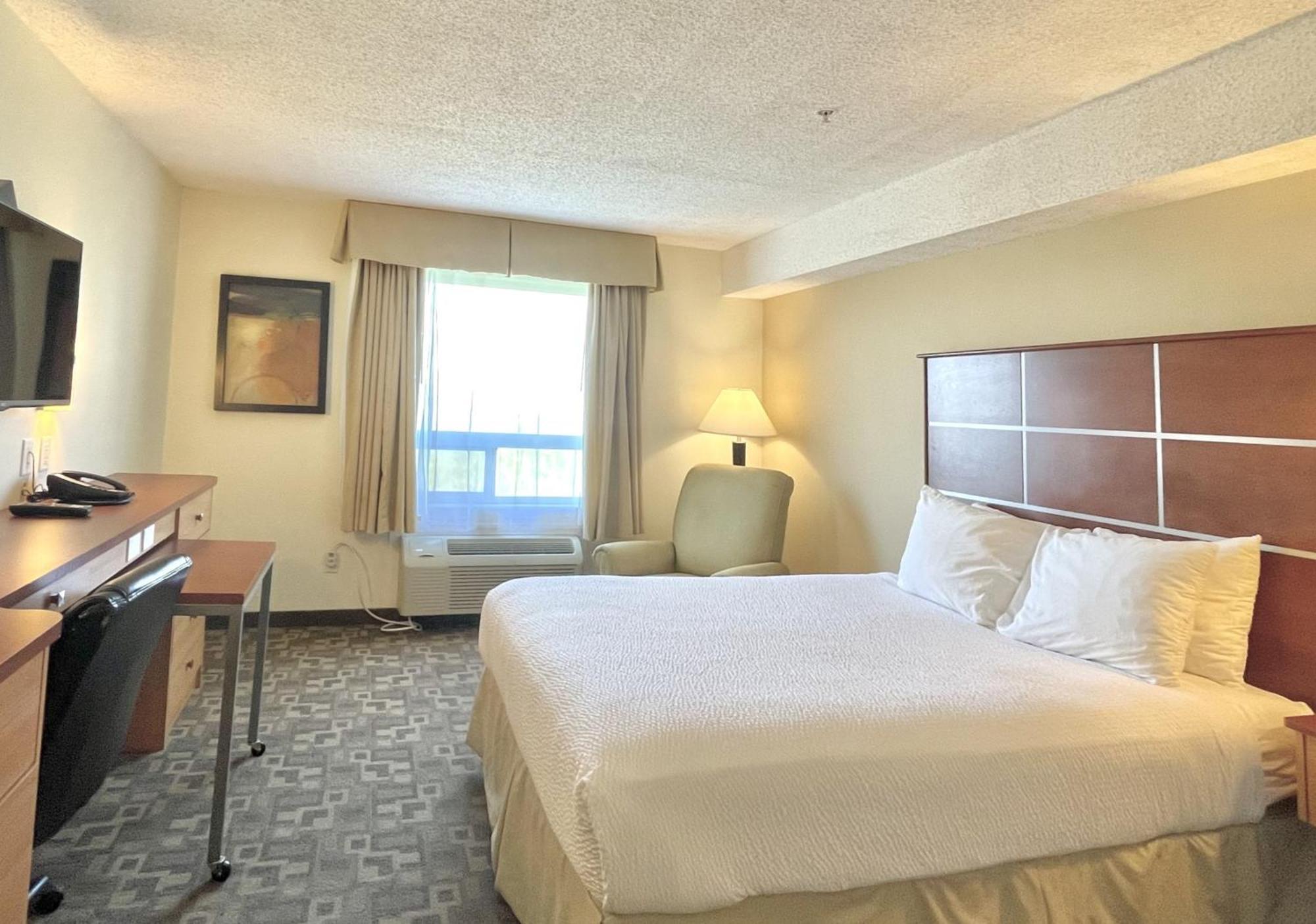 Days Inn By Wyndham Grande Prairie Buitenkant foto